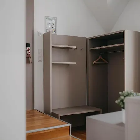 Guest house Maximilian 3*