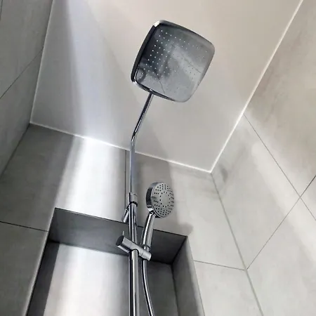 Maximilian بيت ضيافة شباير