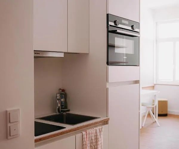 Maximilian בית הארחה 4*