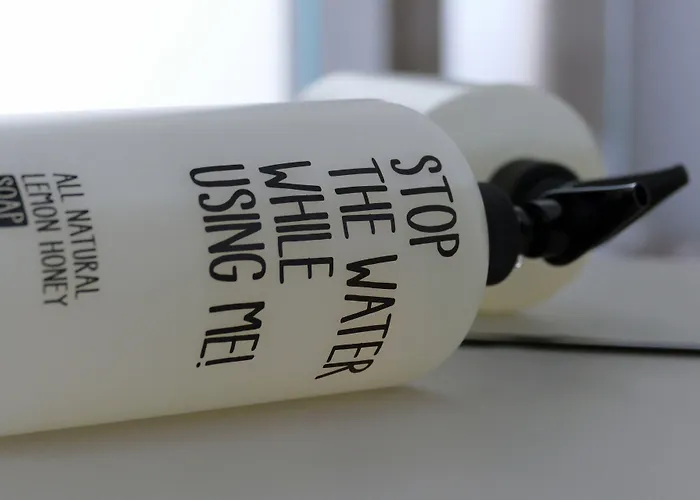 Maximilian בית הארחה 4*