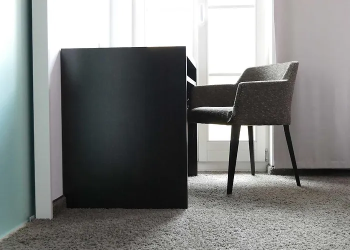 Maximilian בית הארחה 4*